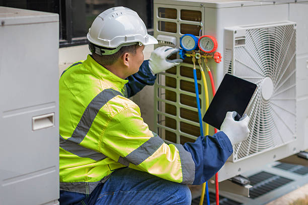 Professional Hvac technician working in Clayton, NJ